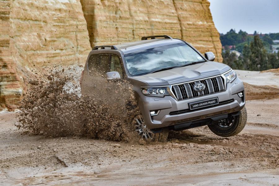  Toyota Land Cruiser Prado VX-L (150) 2017 года  (ZA) (фото 33 из 40)